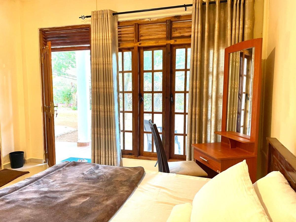 Hotel Mango Tree Nearest Adam'S Peak Nallathanniya Exteriör bild